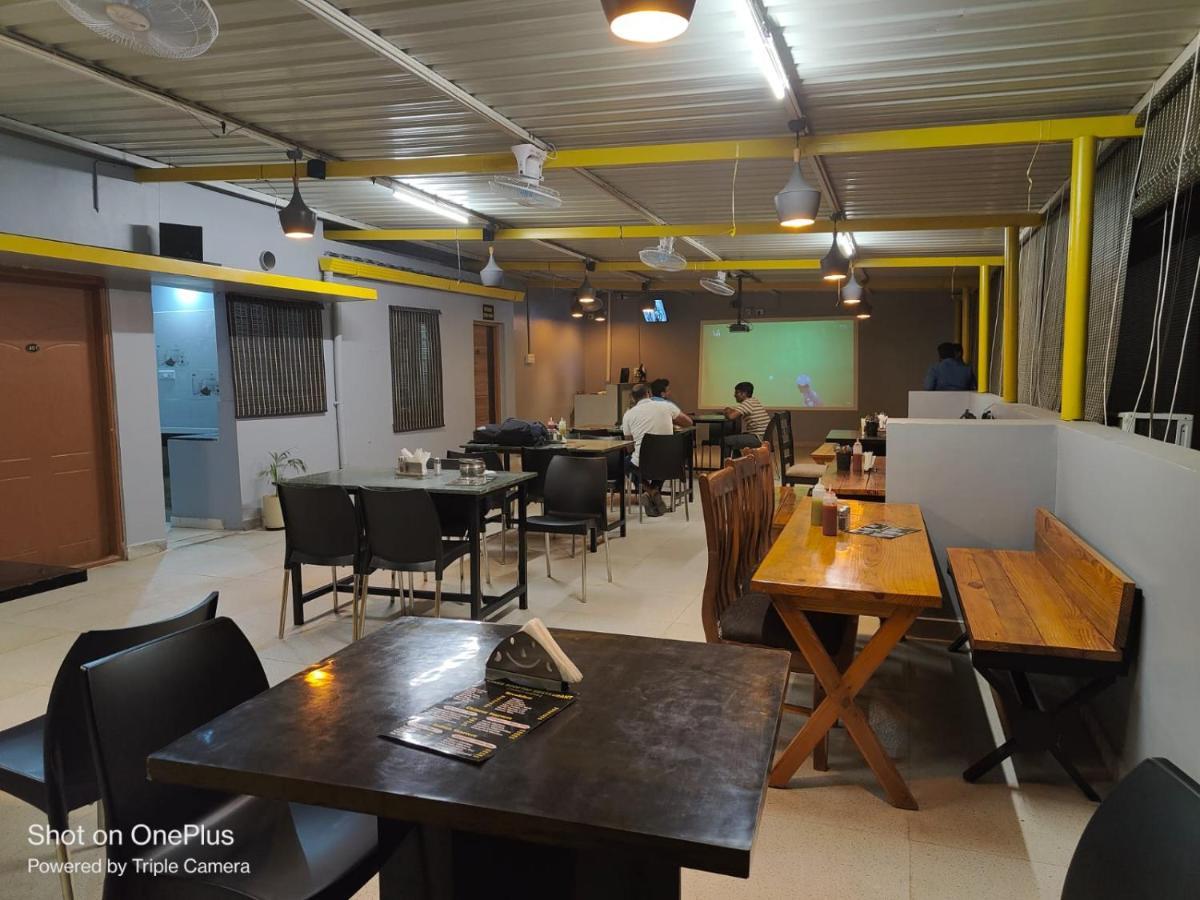 Pristine Inn Manyata بنغالور المظهر الخارجي الصورة